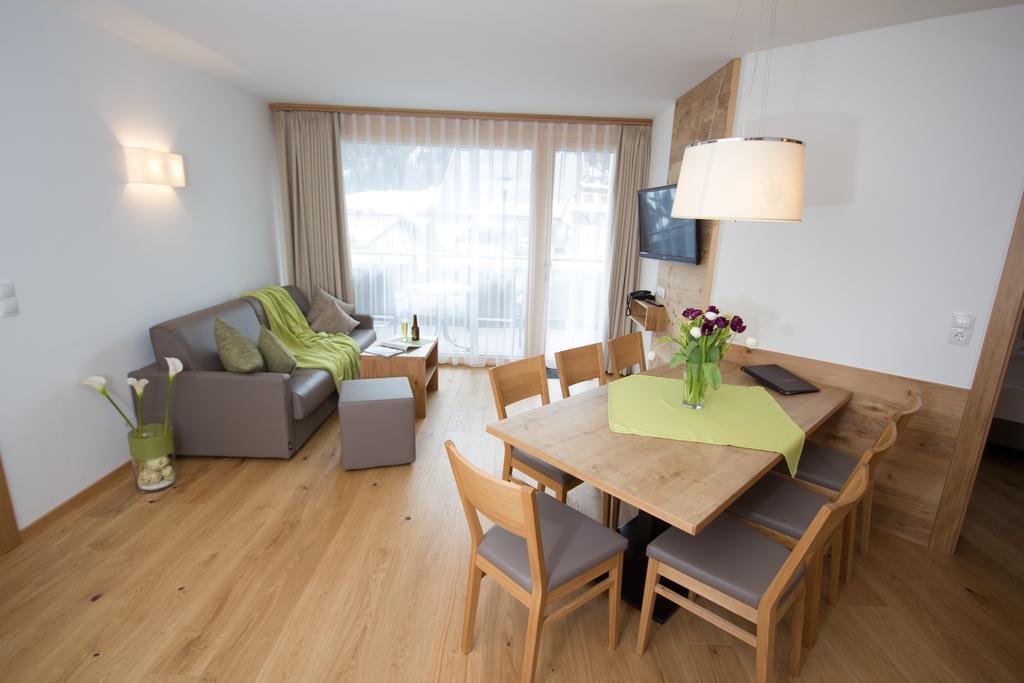 Berglife Appartements Serfaus Cameră foto