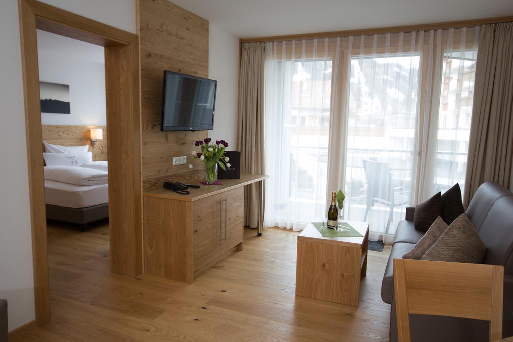 Berglife Appartements Serfaus Cameră foto